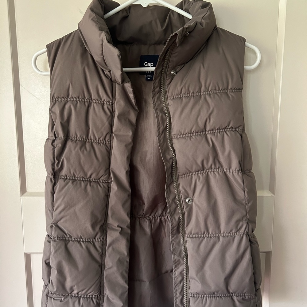 Gap Puffer Vest size XS